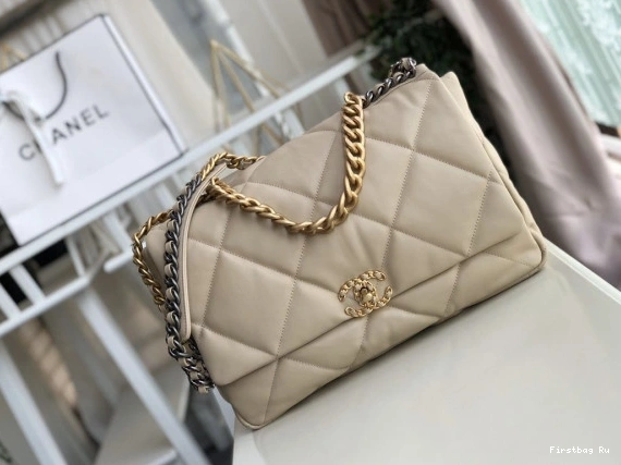 First Bag Ru CHANEL 19 FLAP BAG 0721